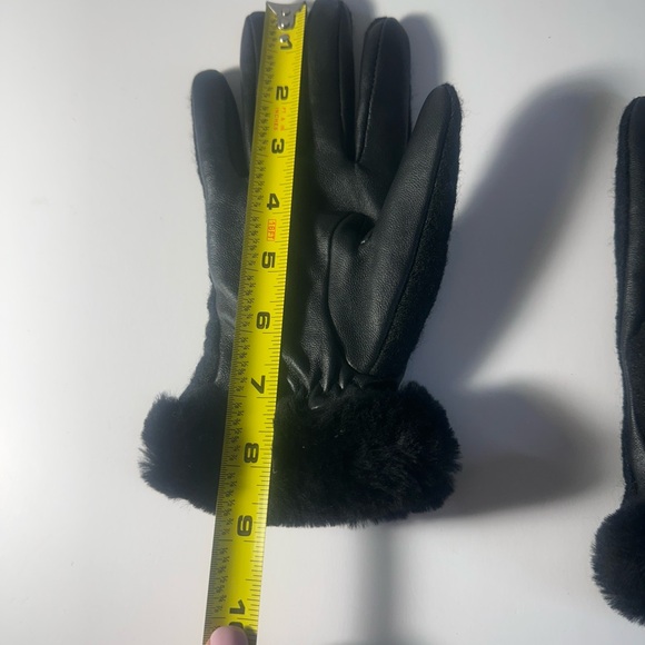 UGG Leather Palm & Faux Fur Cuff Gloves Women’s Large (Fit Small) Black Winter - Picture 6 of 6